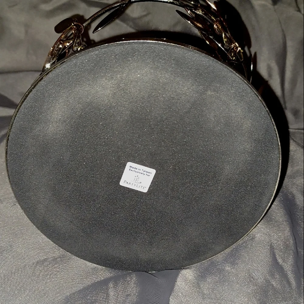 *HP* PartyLite Shimmering Leaves Pedestal Candle Holder - Picture 13 of 14